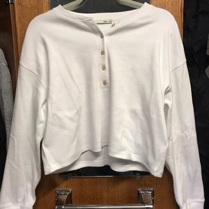 Aritzia’s Wilfred Free Mavis t-shirt